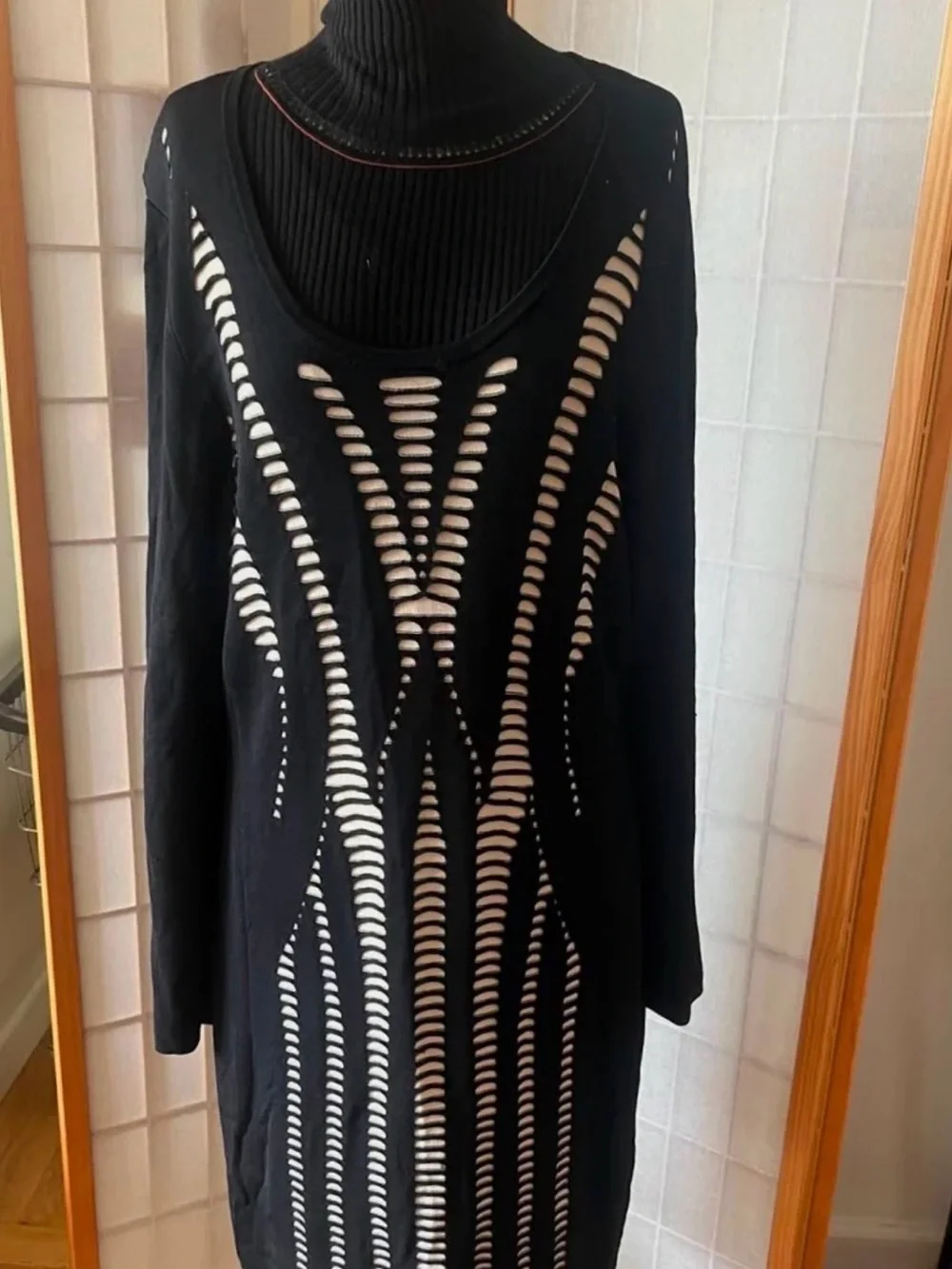 Cache Two-Tone Knit Top in Black and Cream